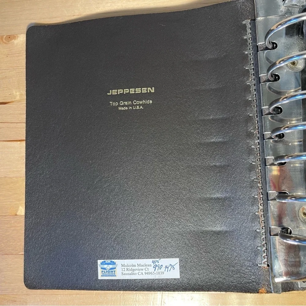 Jeppesen Premium Leather Binder - 2 inch